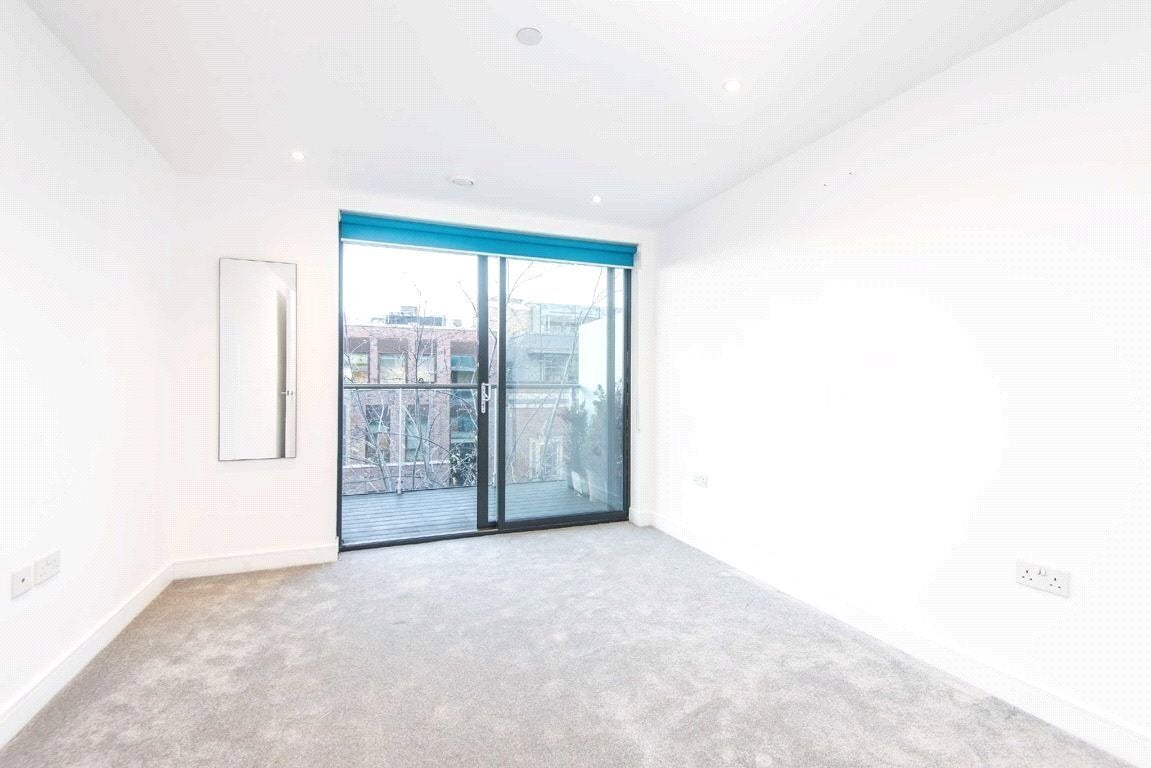Flat Commercial Street in Greater London