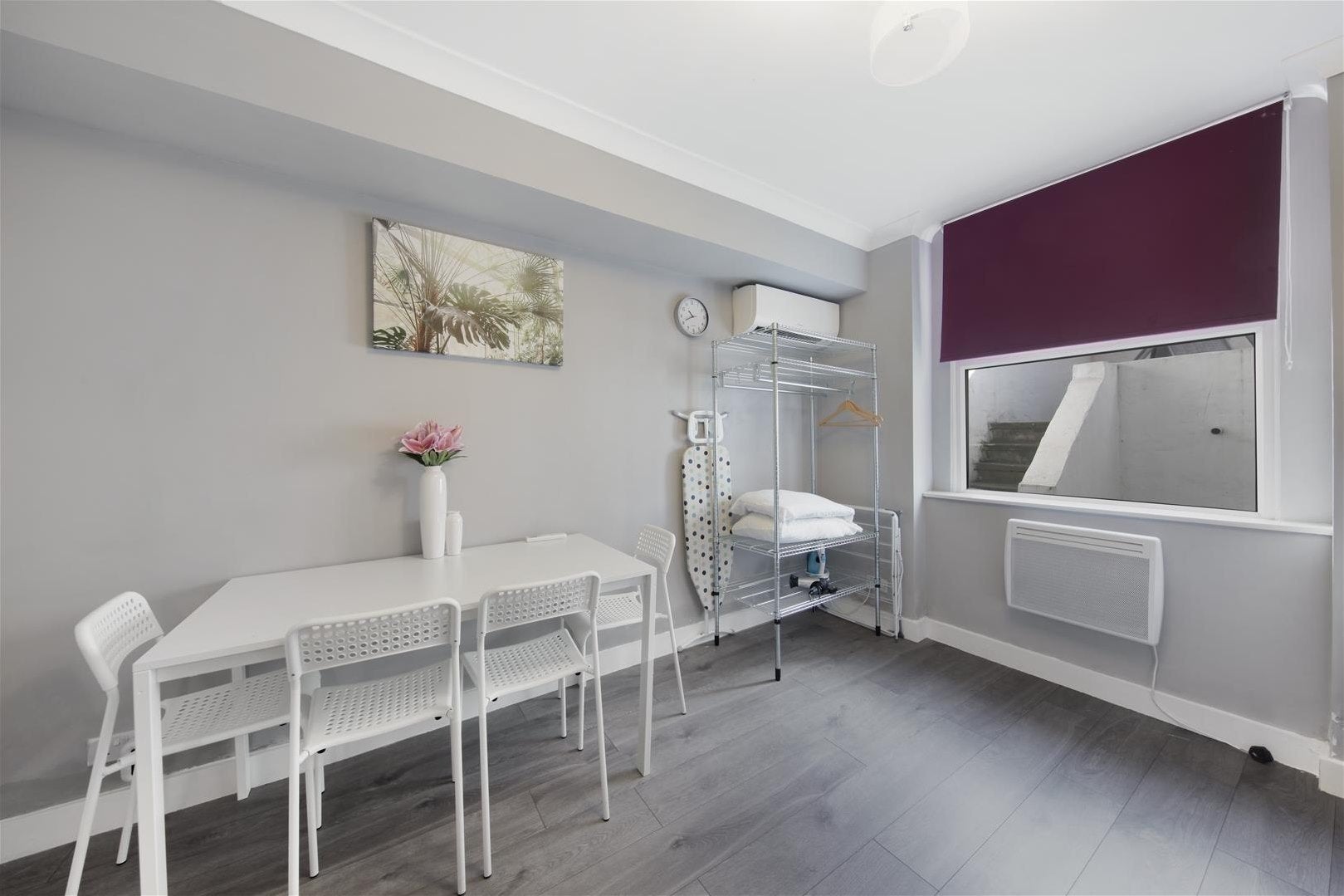 Flat Fernhead Road in City of Westminster