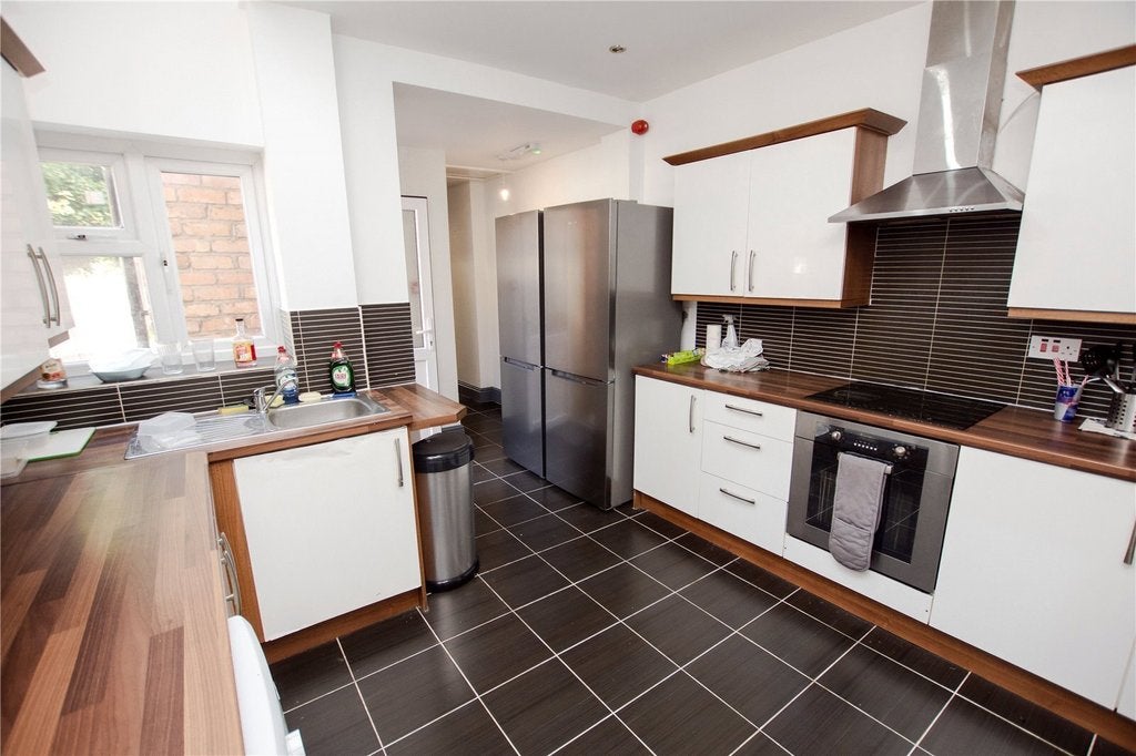 Flat Dawlish Road in Birmingham