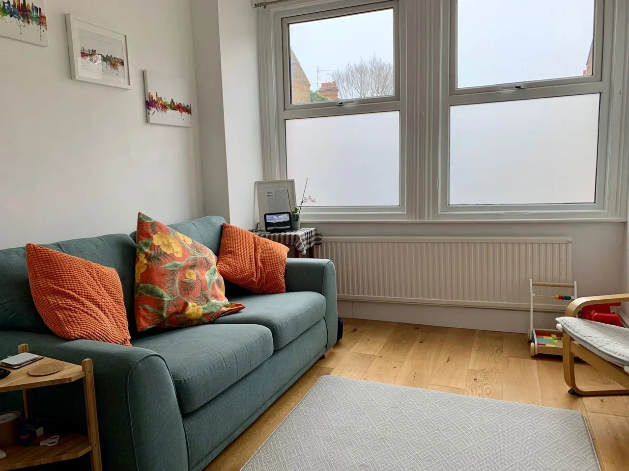 Flat Fernthorpe Road in Greater London