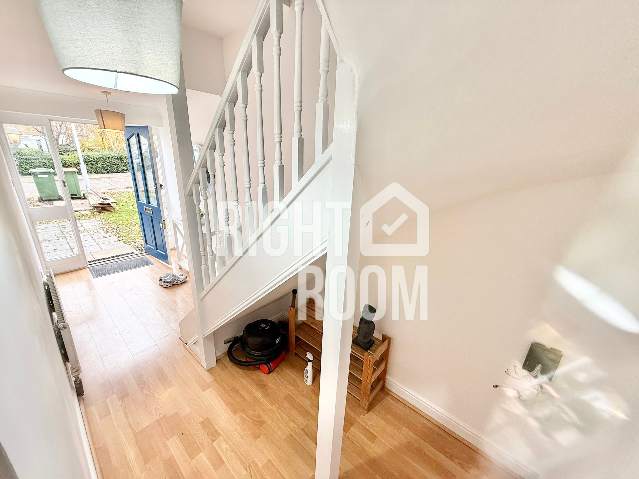 House Grimsby Grove in Greater London