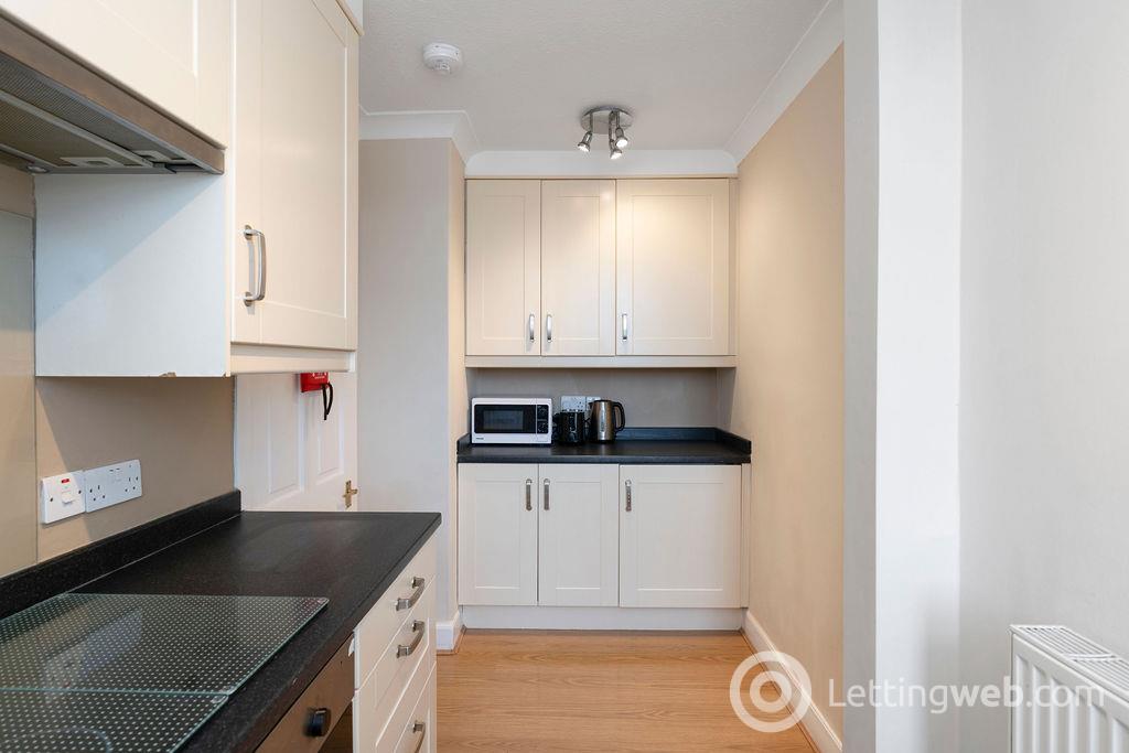 Flat Watson Crescent in City of Edinburgh