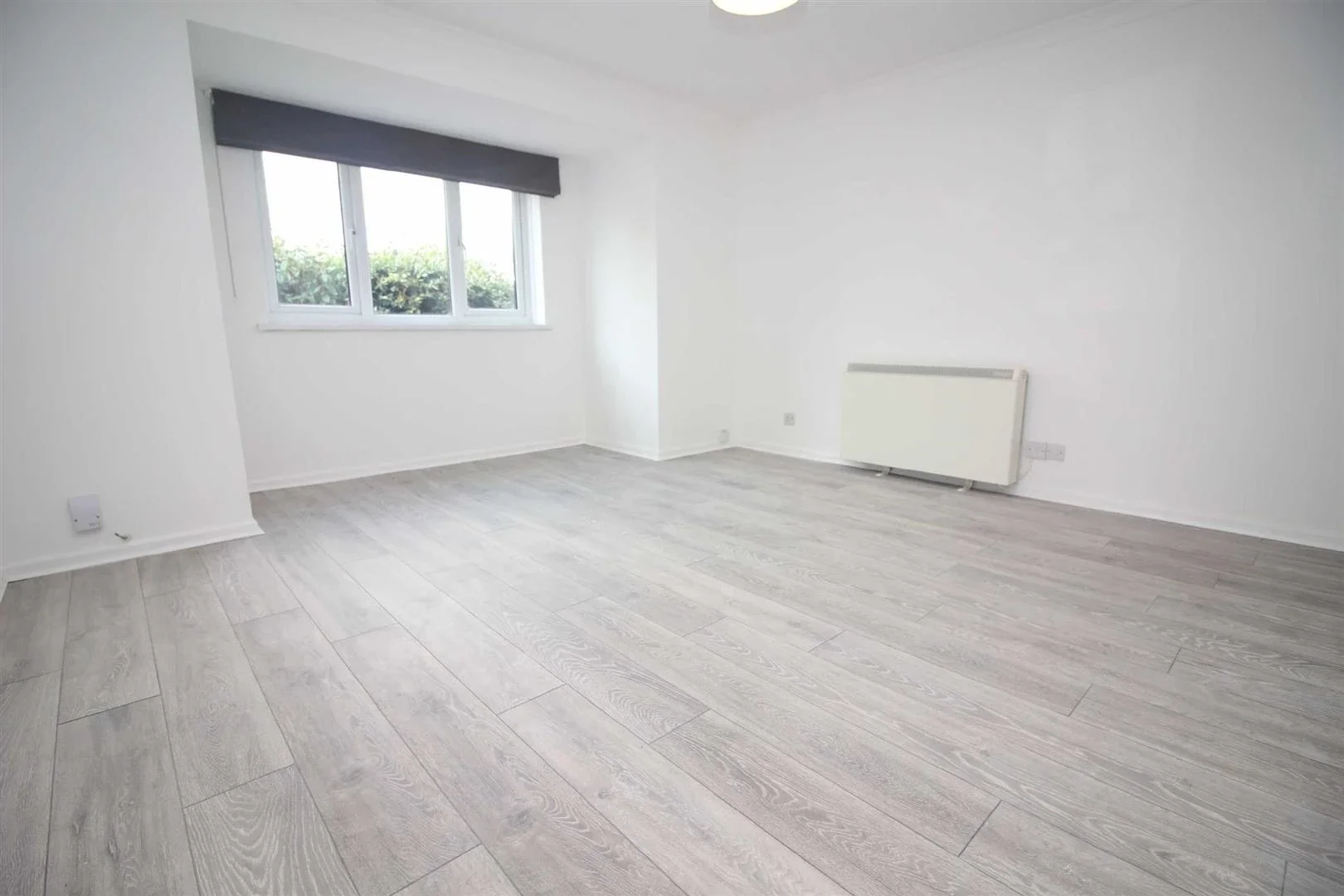 Flat Oxwich Close in Cardiff