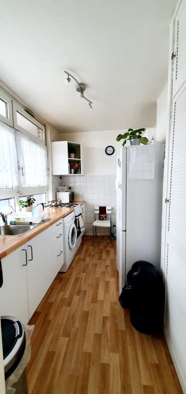 Room Stoford Close in Greater London