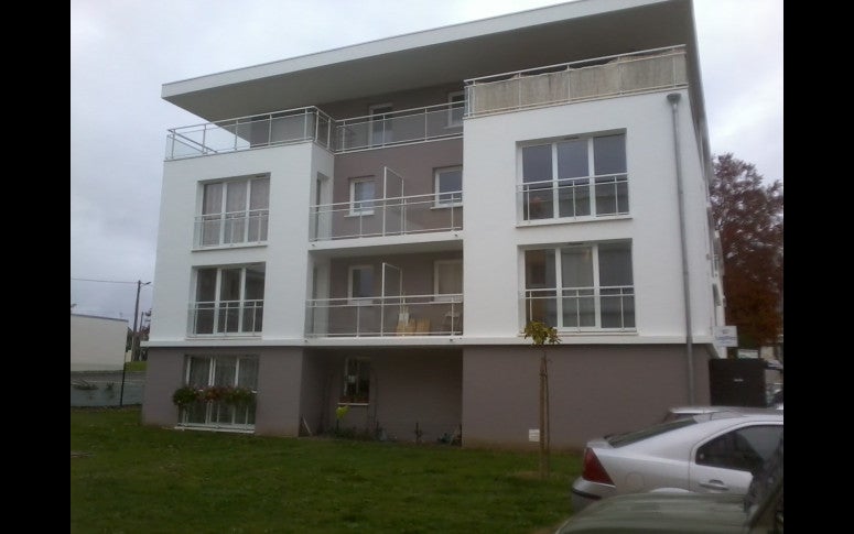 Flat Rue du Faubourg de Neaufles in Gisors