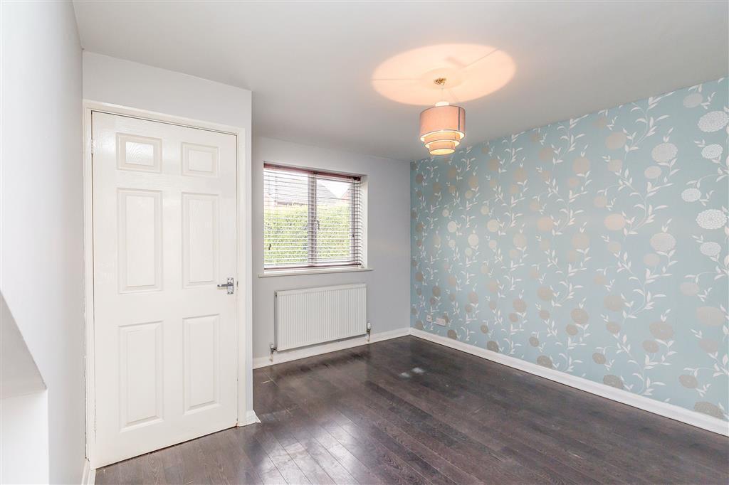 Flat Primrose Close in Kettering