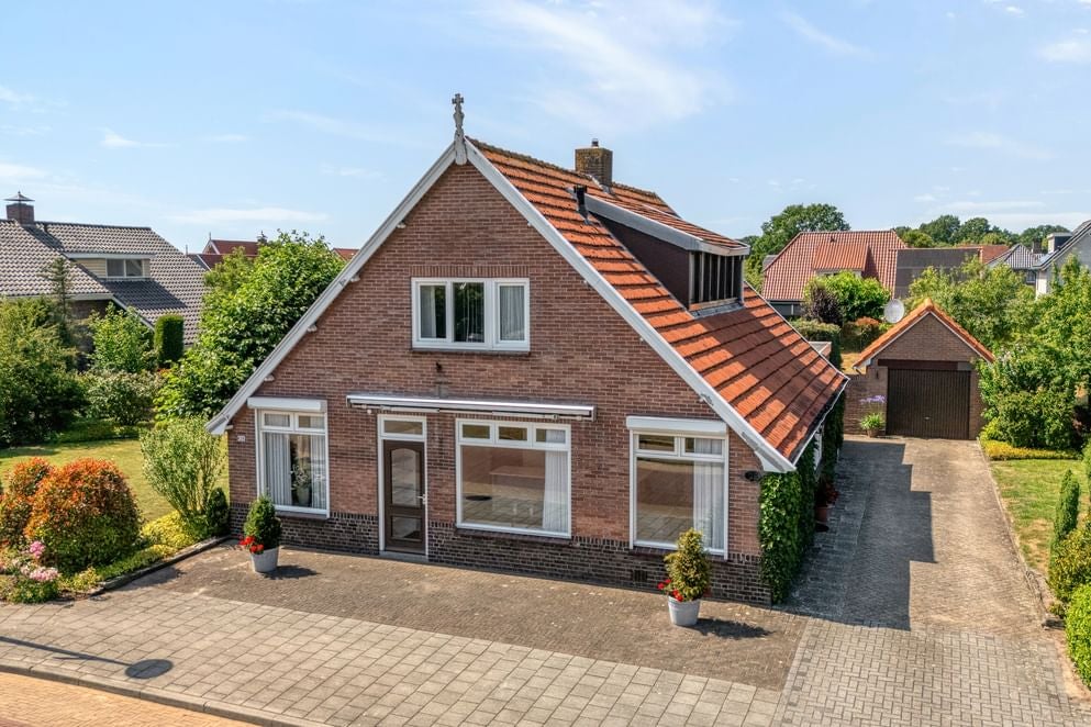 Huis Haarbrinksweg 128 in Harbrinkhoek