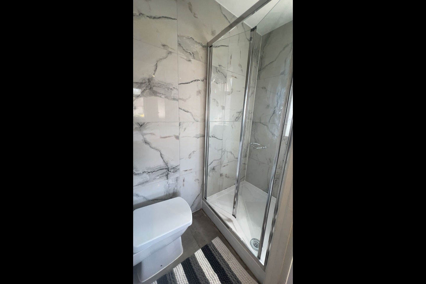 Flat Halsway in Greater London