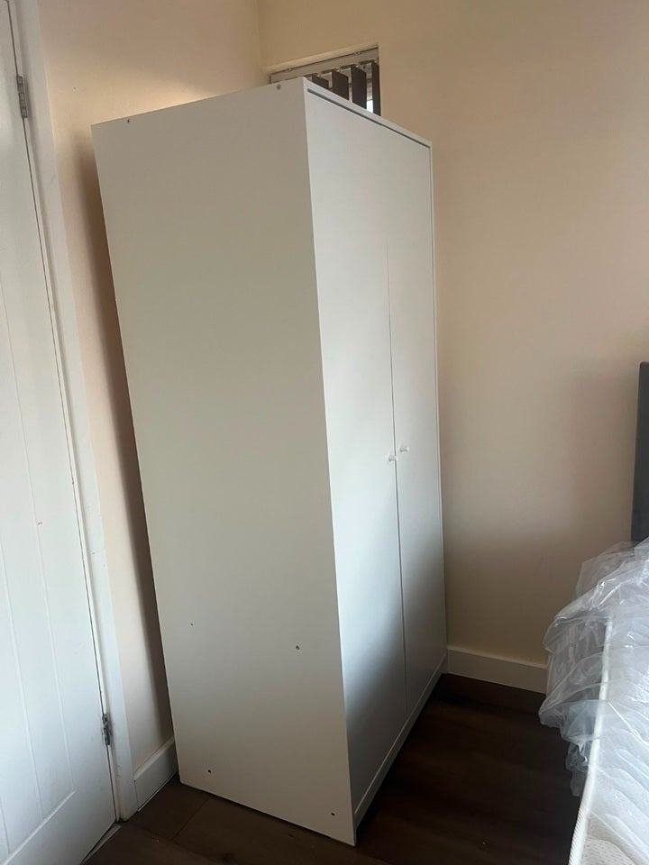 Flat Halsway in Greater London