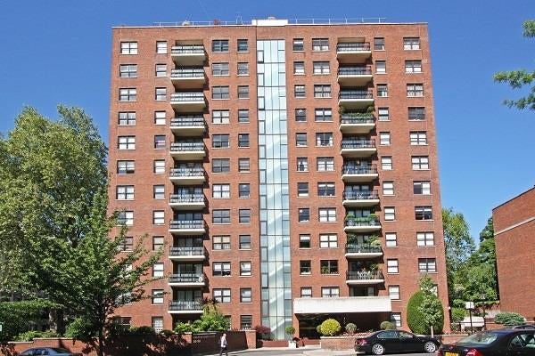Flat Ennismore Gardens in City of Westminster