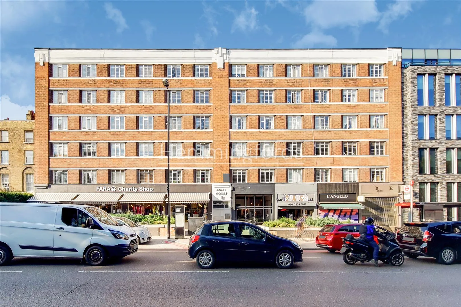 Flat Pentonville Road in Greater London