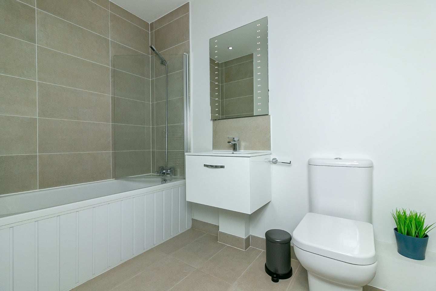 Flat Great North Road in Welwyn Hatfield
