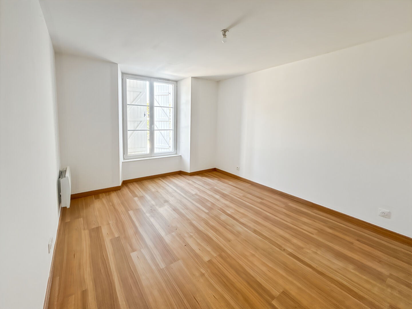 Flat Rue Saint-Nicolas in Guignes