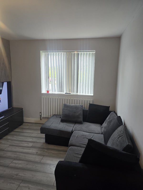 Flat Oxford Road in Kirklees