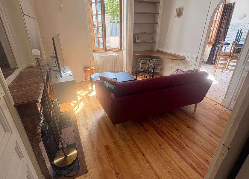 Flat Rue de la Victoire in Saint-Genis-Laval