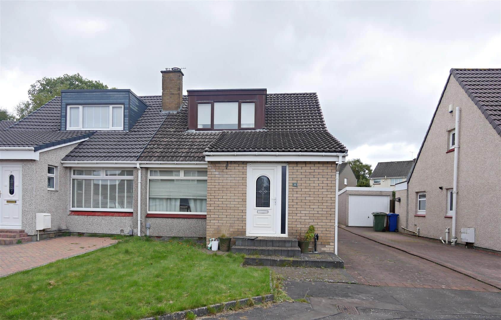 House Brora Road in Bishopbriggs