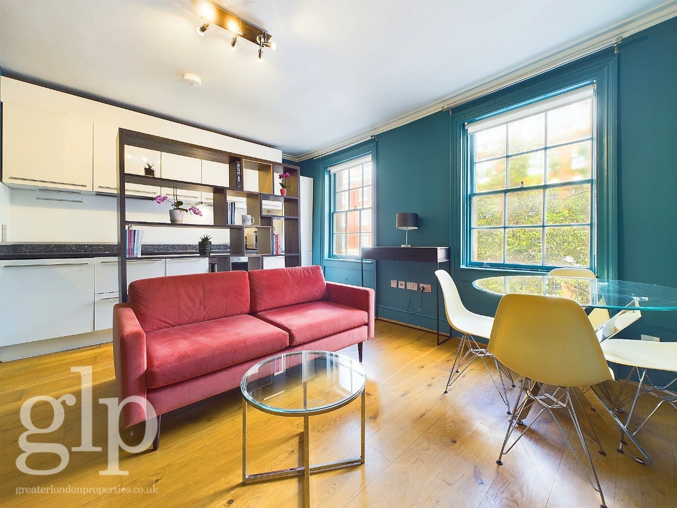 Flat Judd Street in Greater London