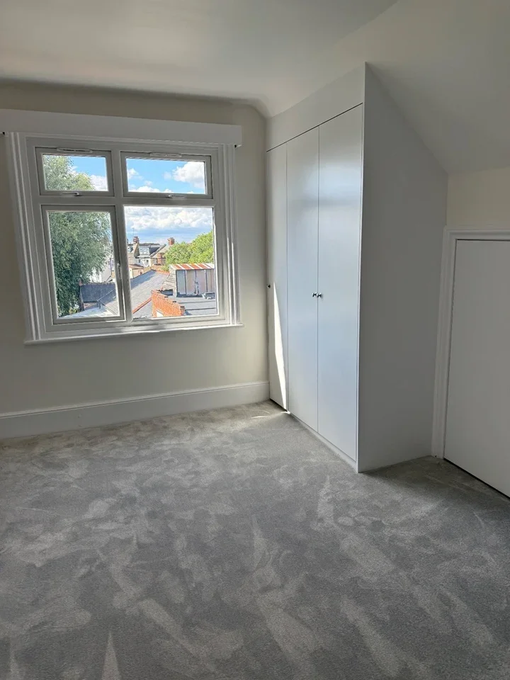 Flat Willesden Lane in Greater London