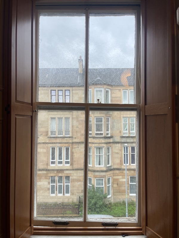 Room Langside Road in Glasgow