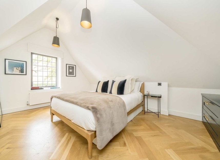 House Lancaster Grove in Greater London