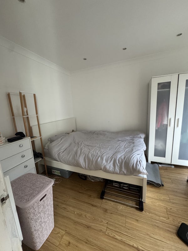 House Victoria Mews in Greater London