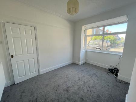 Flat Heneage Road in Grimsby