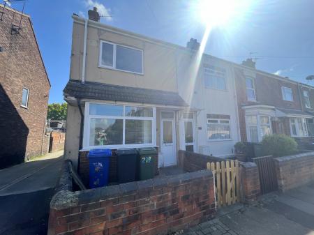 Flat Heneage Road in Grimsby