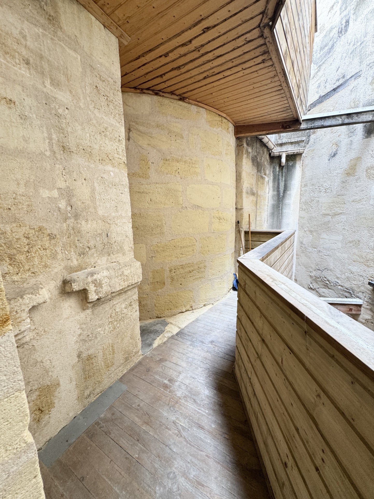 Appartement Rue Sauteyron à Bordeaux