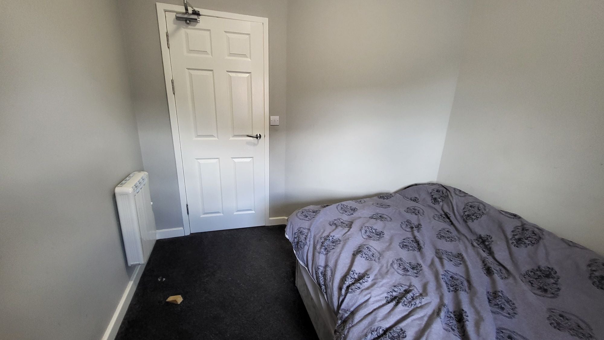 Room Auckland Road in Doncaster