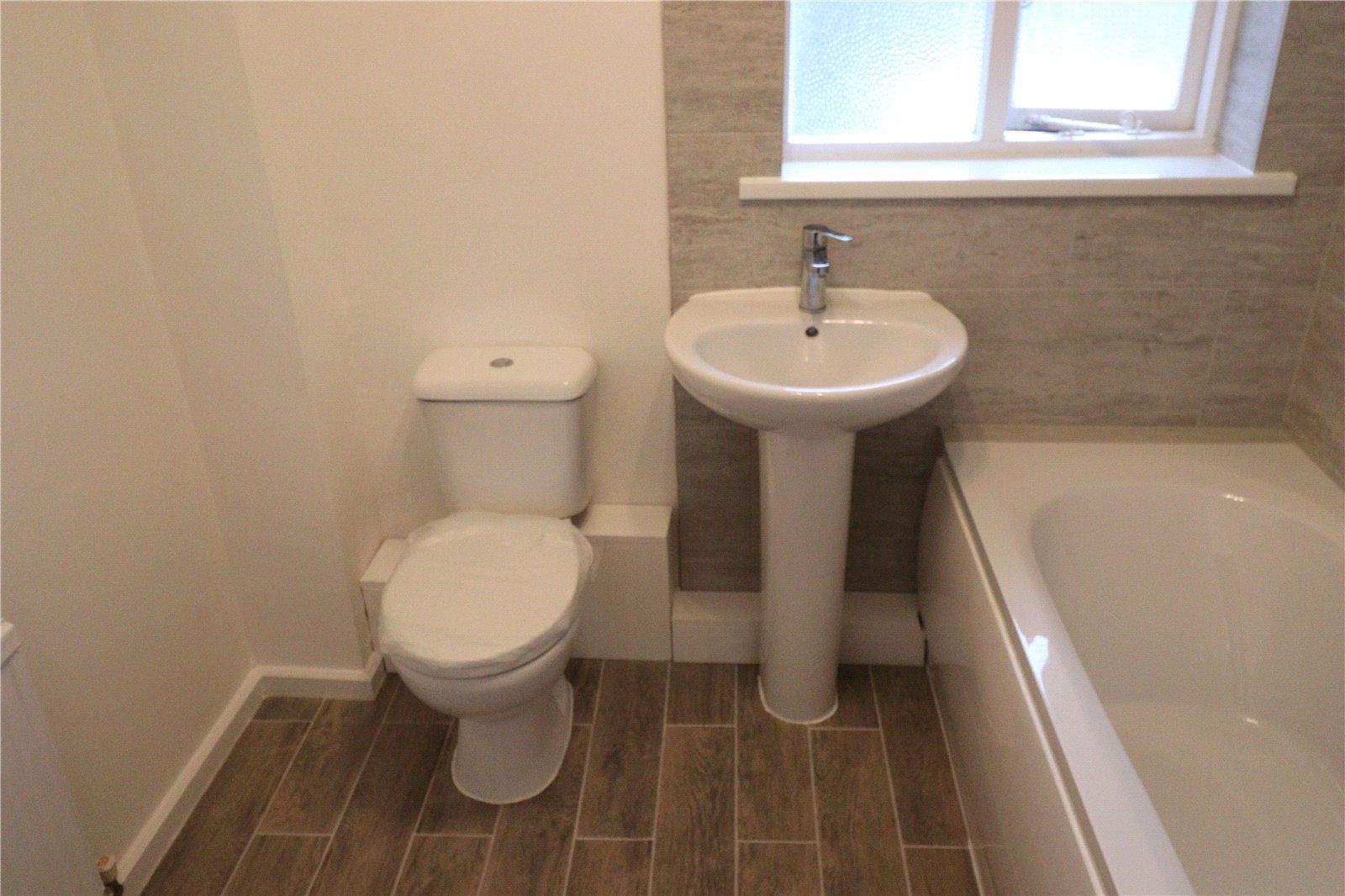 Flat Durban Lane in Basildon