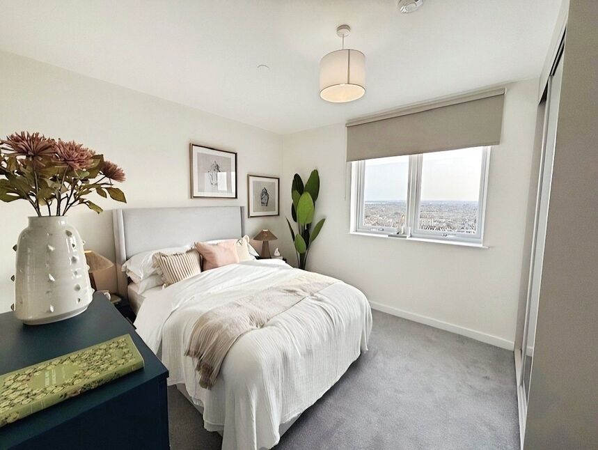 Flat Parkside Place in Staines-upon-Thames