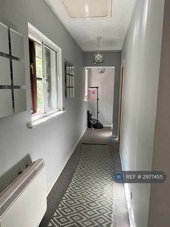 Flat Osprey Close in Hertsmere