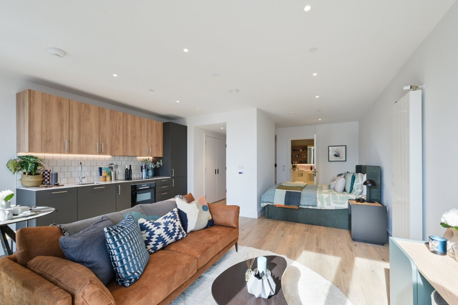 Flat Charter Street in Greater London