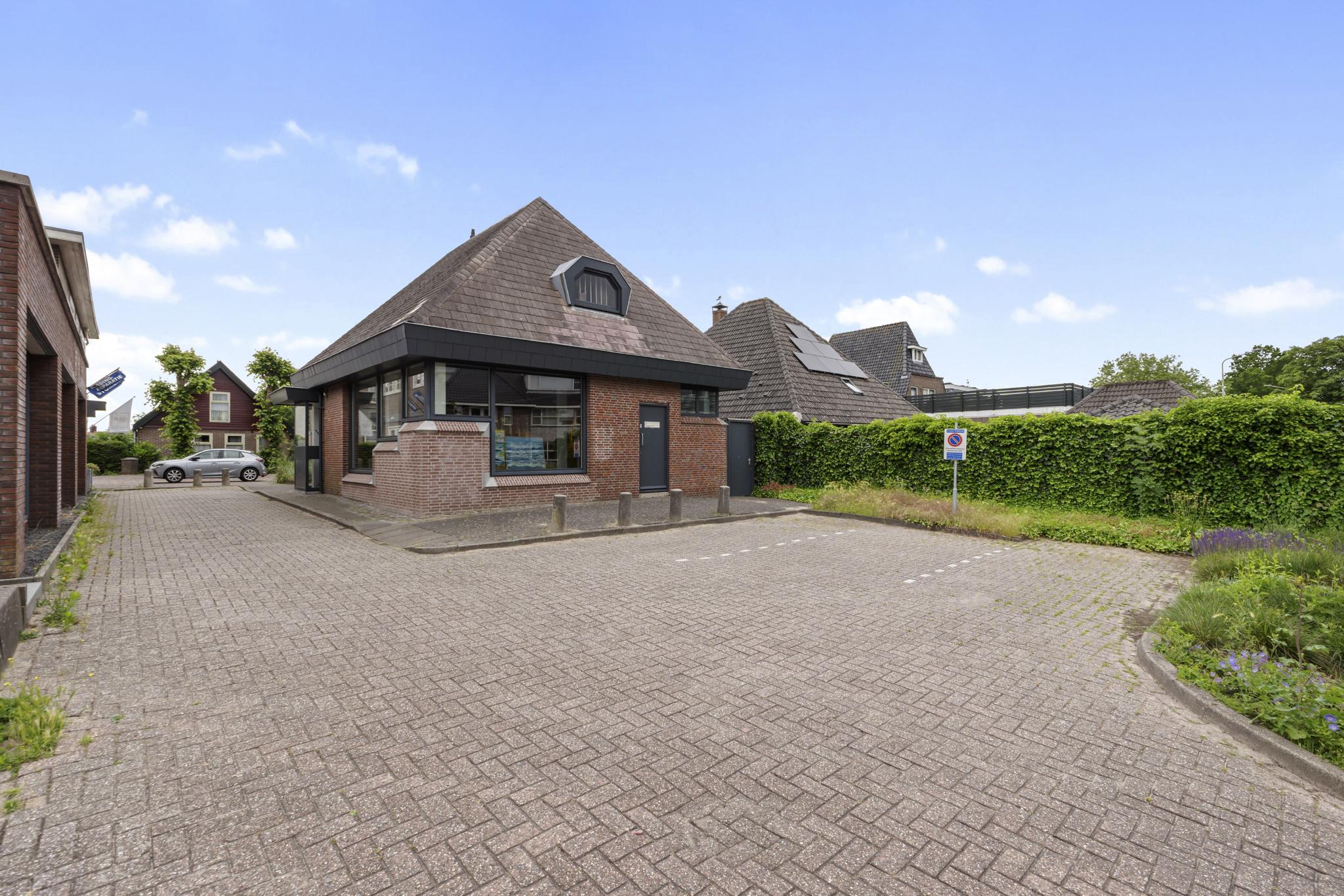 Huis Dorpsstraat 625 in Noord-Scharwoude