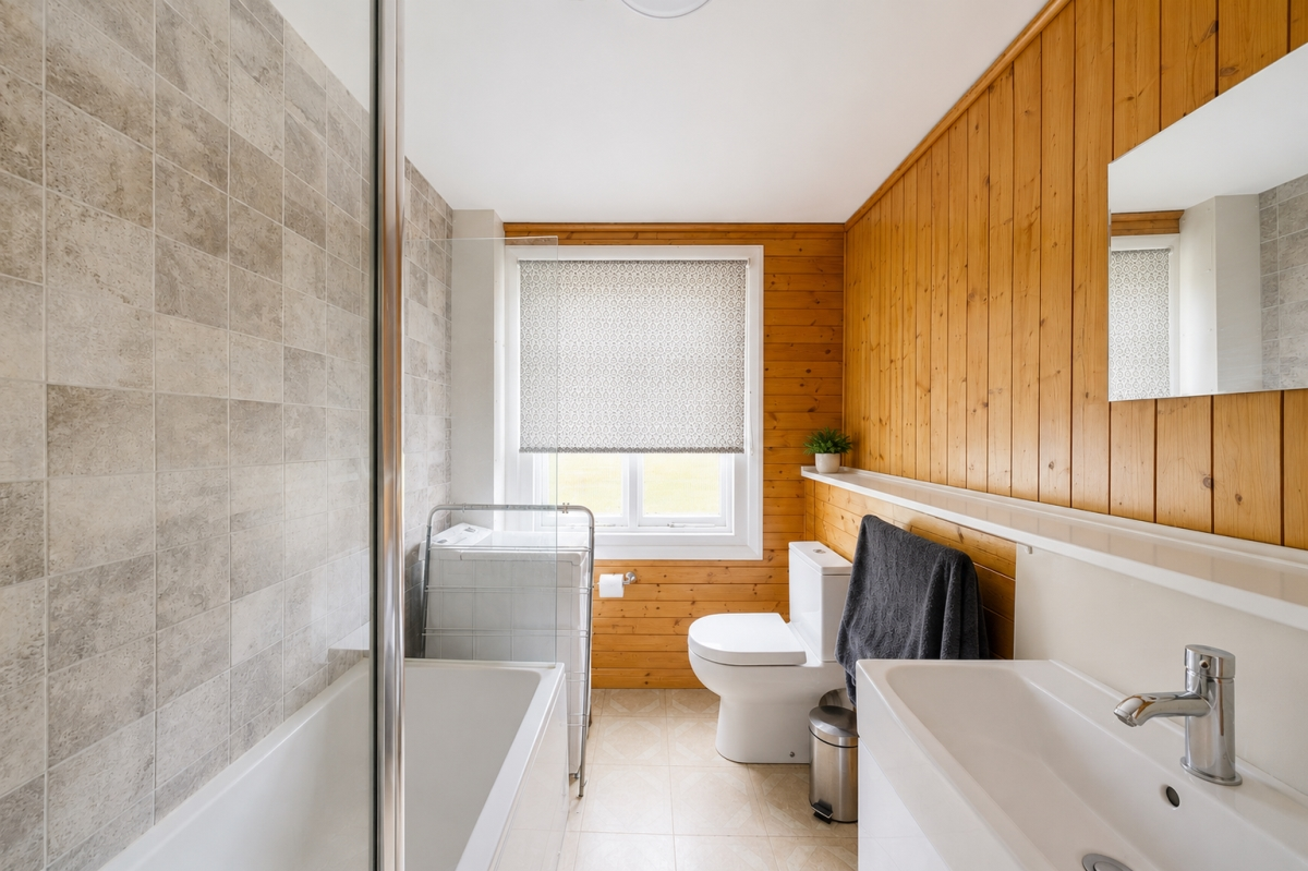 Flat Kildare Gardens in City of Westminster