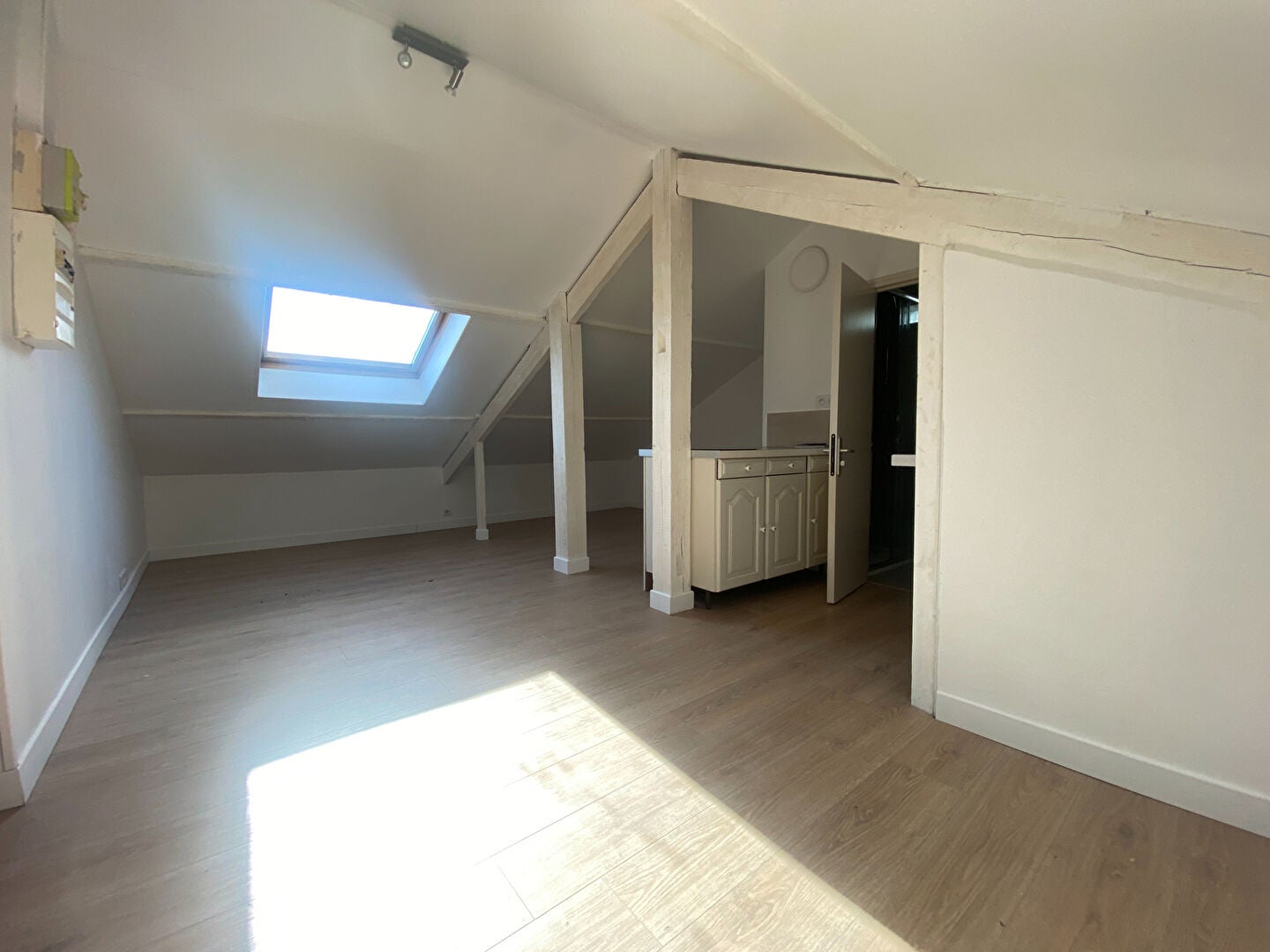 Appartement Place Léon Cassé à Corbeil-Essonnes