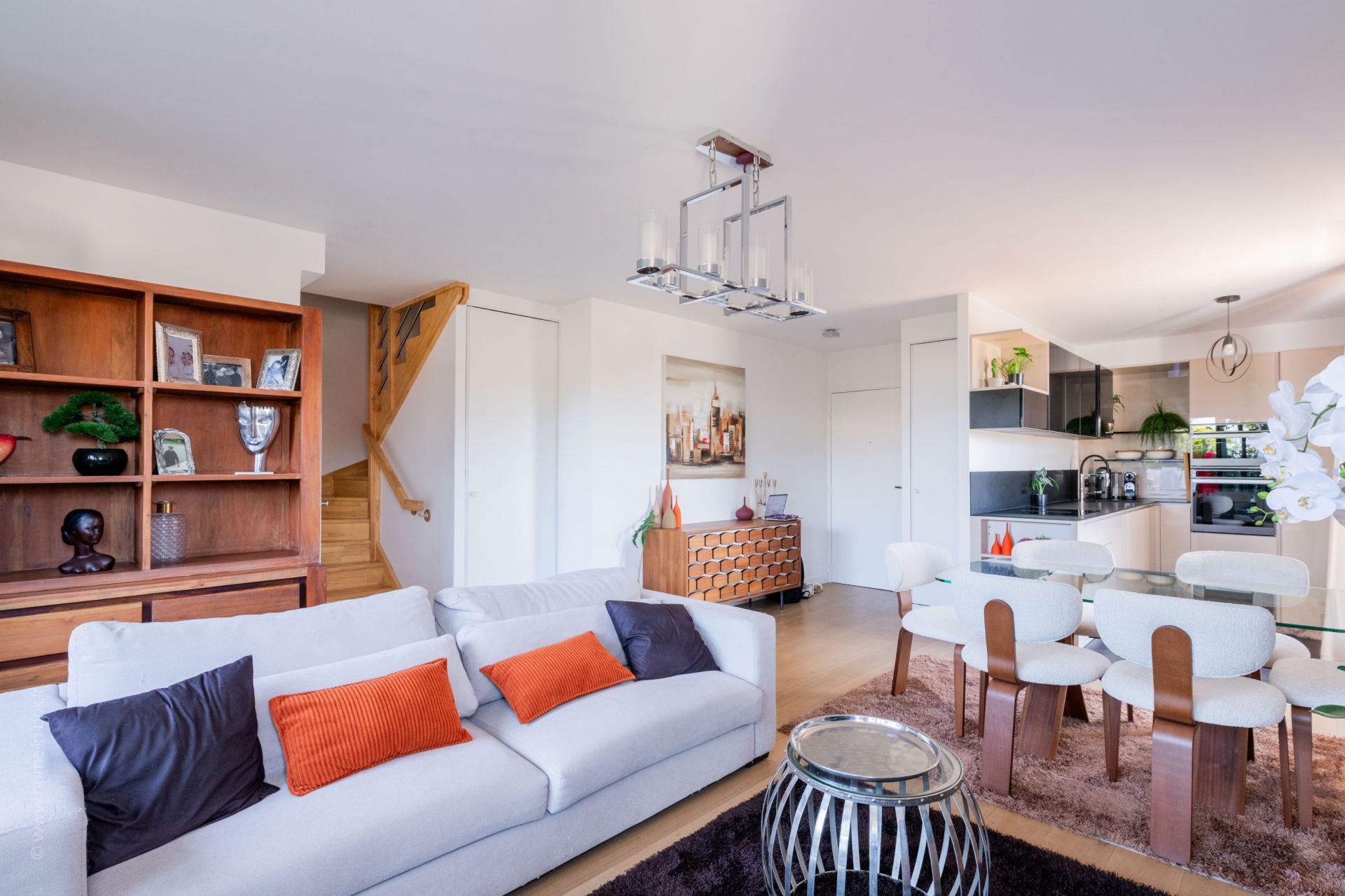 Flat Avenue Paul Doumer in Rueil-Malmaison