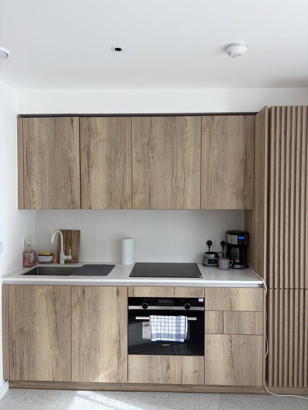 Flat Cendal Crescent in Greater London