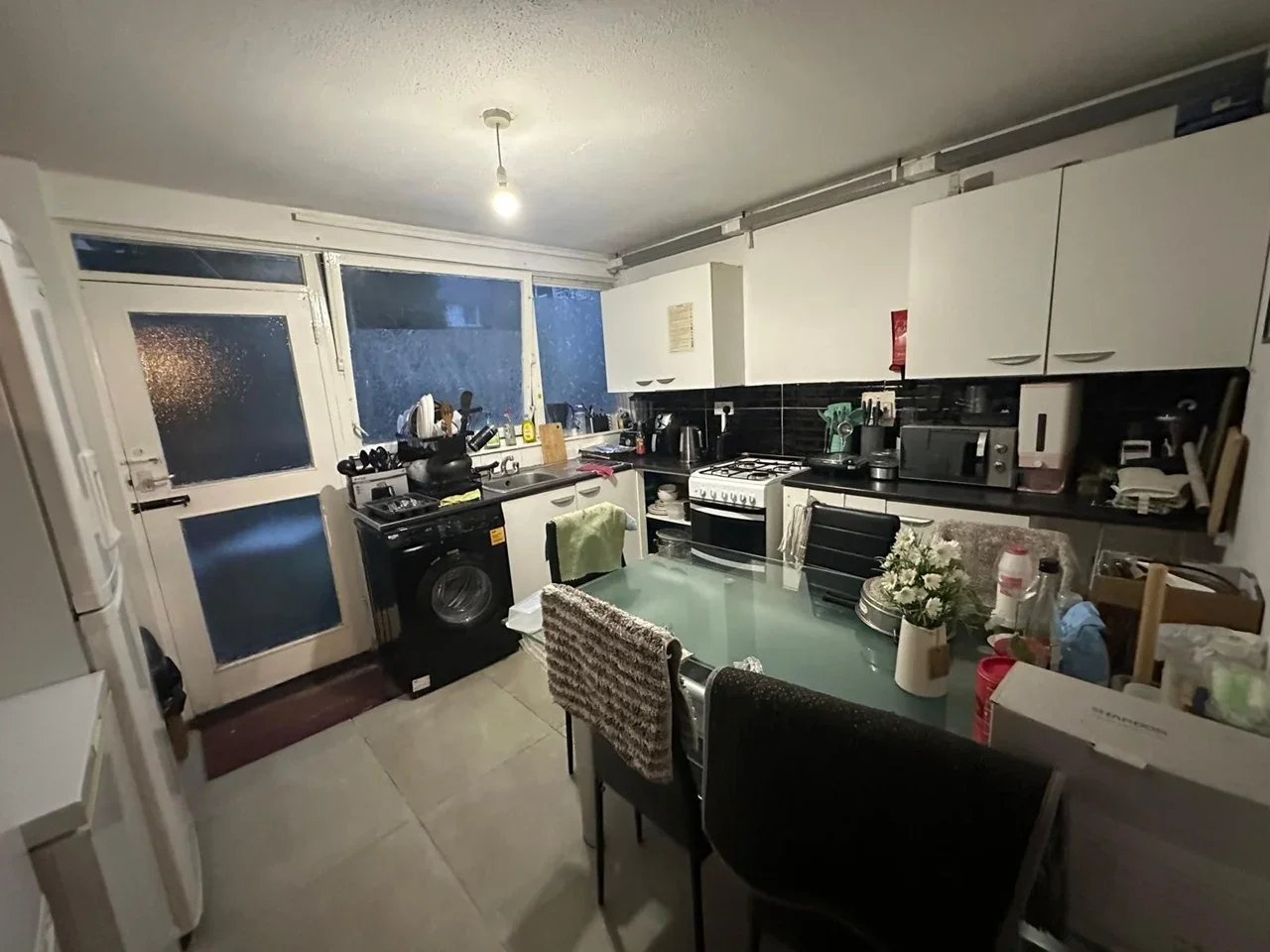 Room Saint Matthew's Row in Greater London