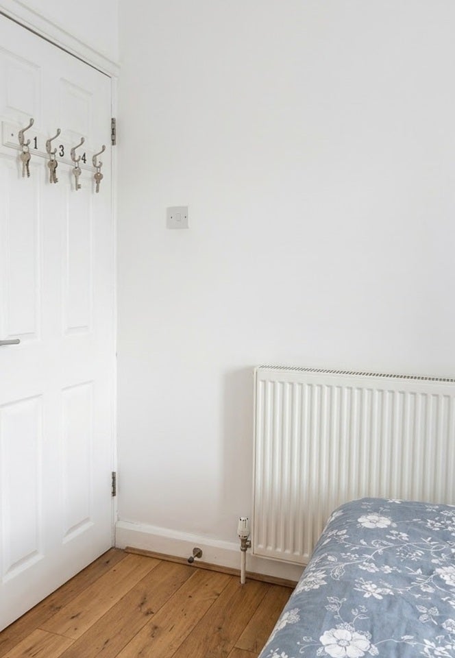Room Eltham Green Road in Greater London