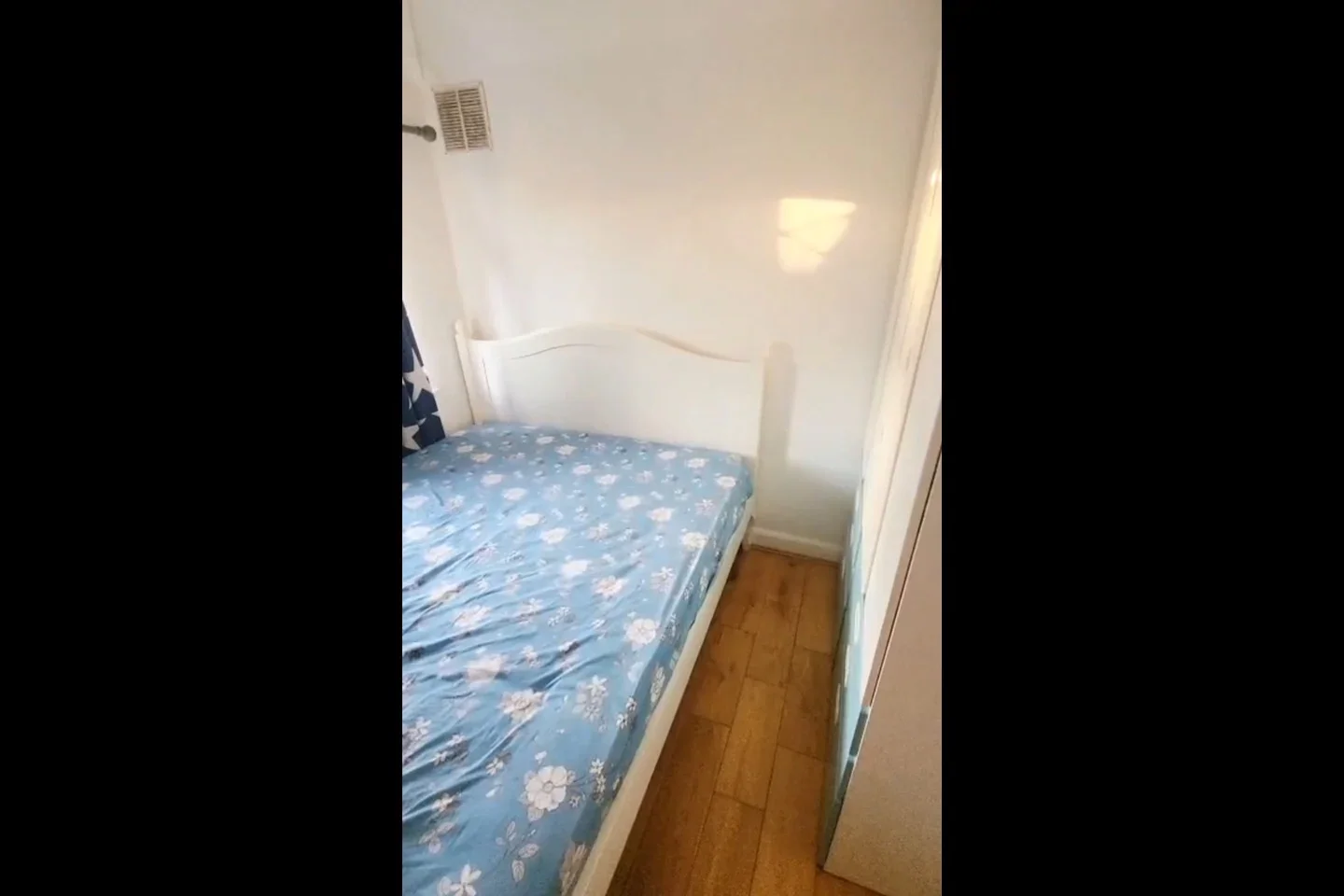 Room Eltham Green Road in Greater London