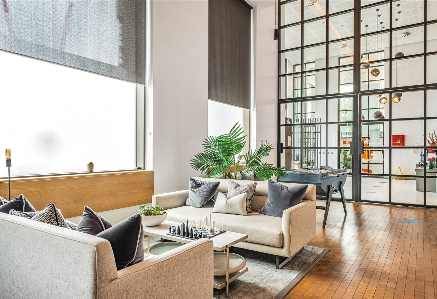 Flat Surrey Quays Road in Greater London