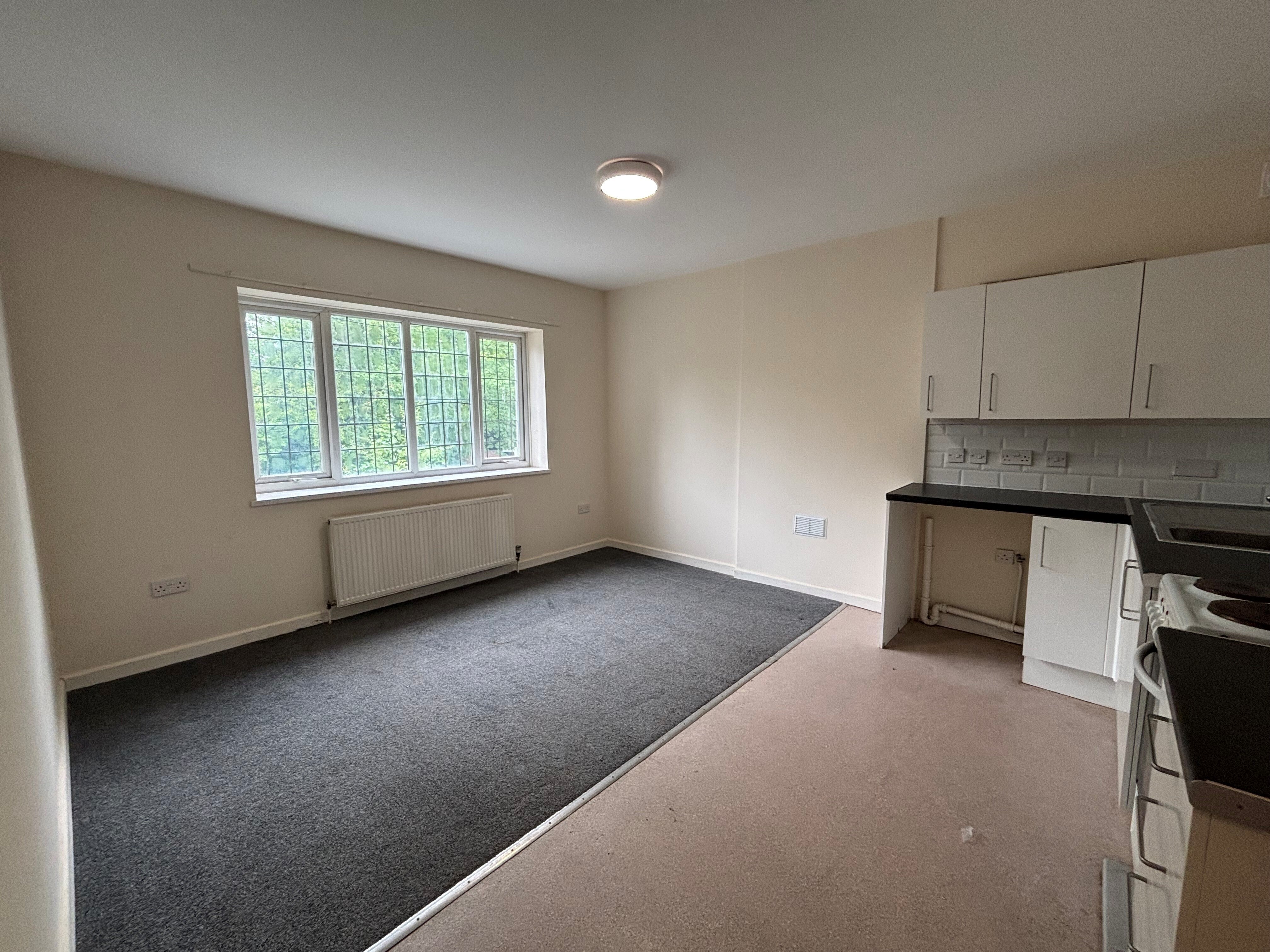 Flat Tettenhall Road in Wolverhampton
