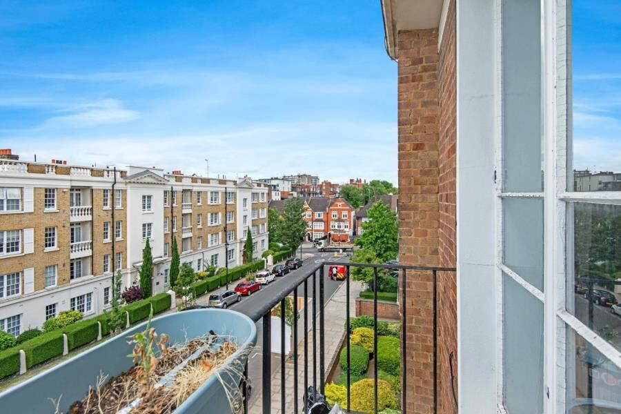Flat Northwick Terrace in City of Westminster