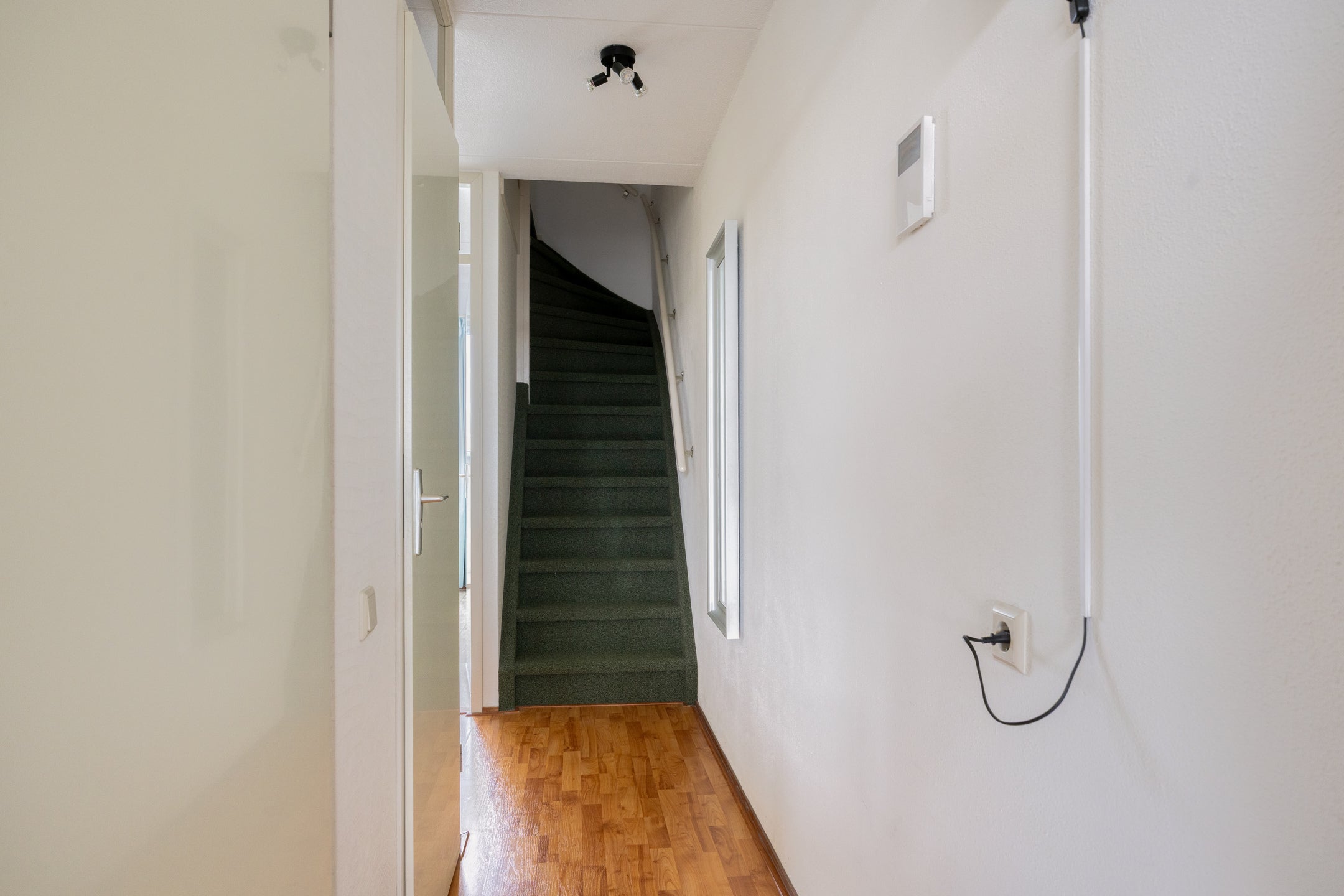 Appartement te koop: Voermanweg 672, Rotterdam