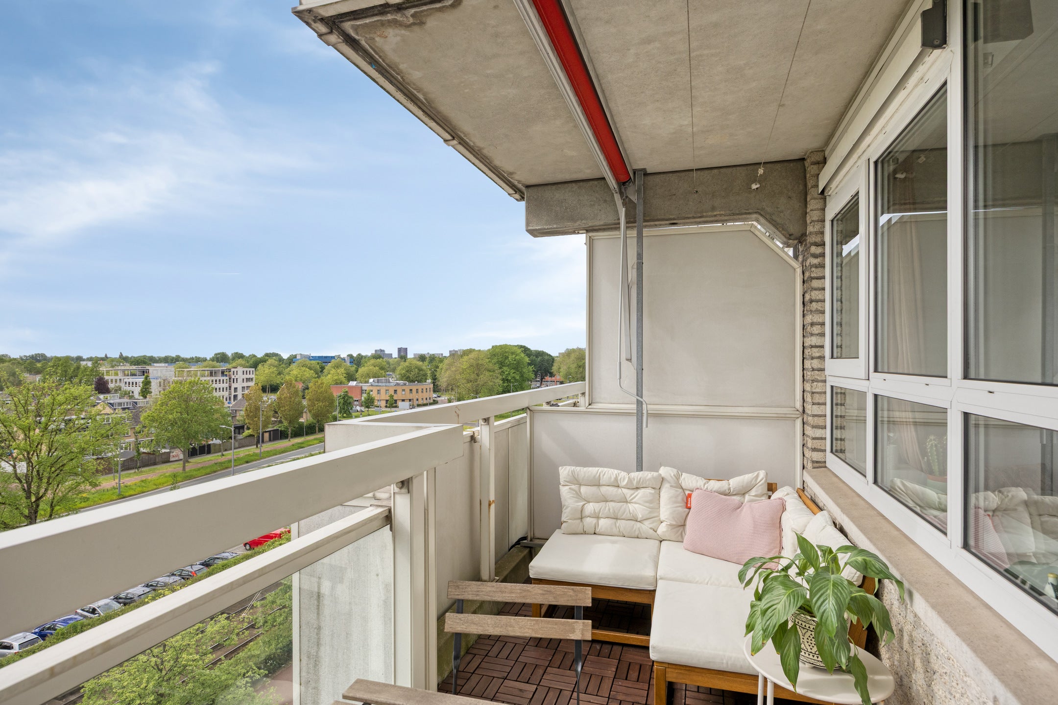 Appartement te koop: Voermanweg 672, Rotterdam