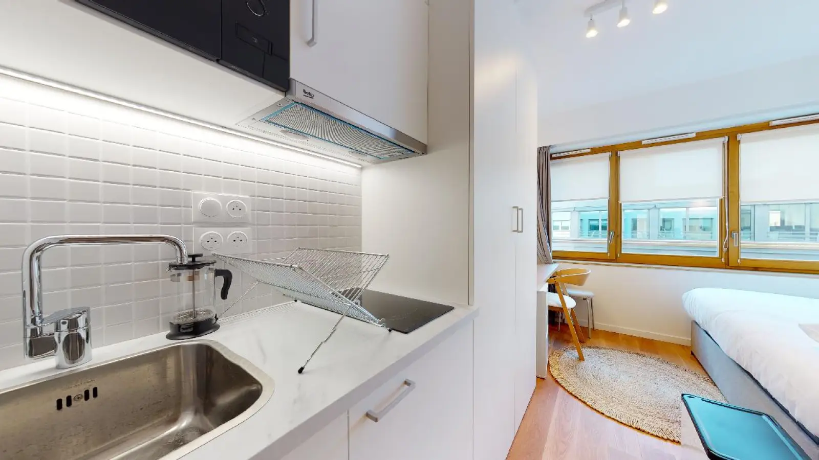 Flat Rue Guillaume Tell in Paris