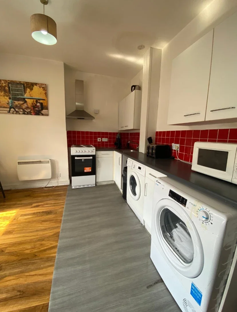 Flat Caledonian Road in Greater London