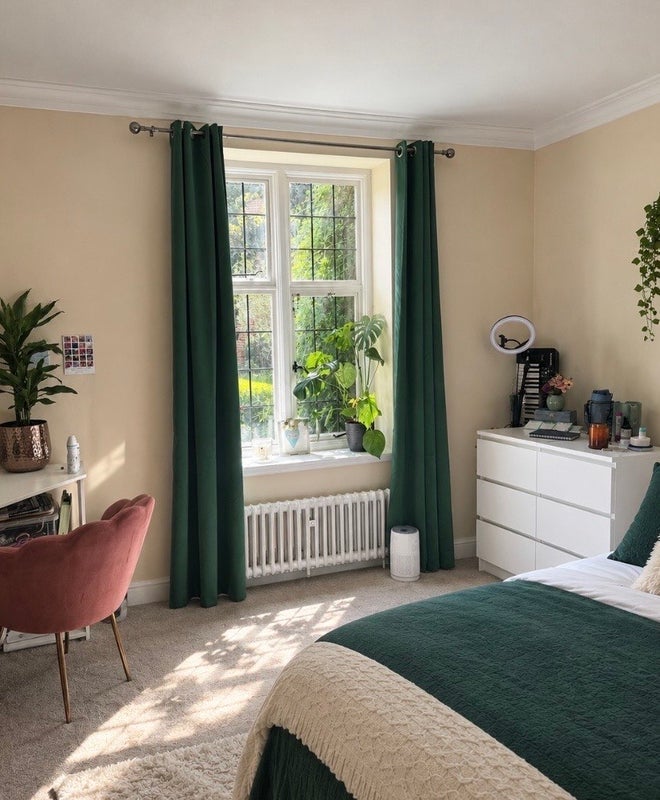 Room Highlands Heath in Greater London