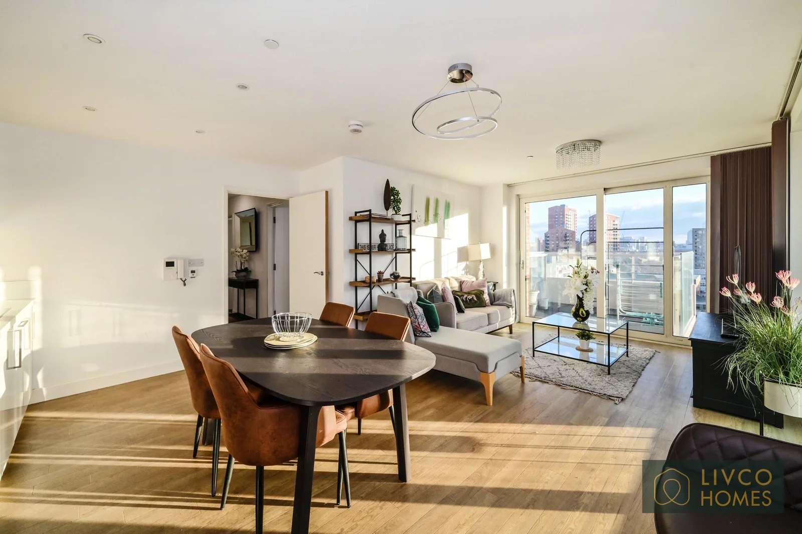 Flat Jefferson Plaza in Greater London